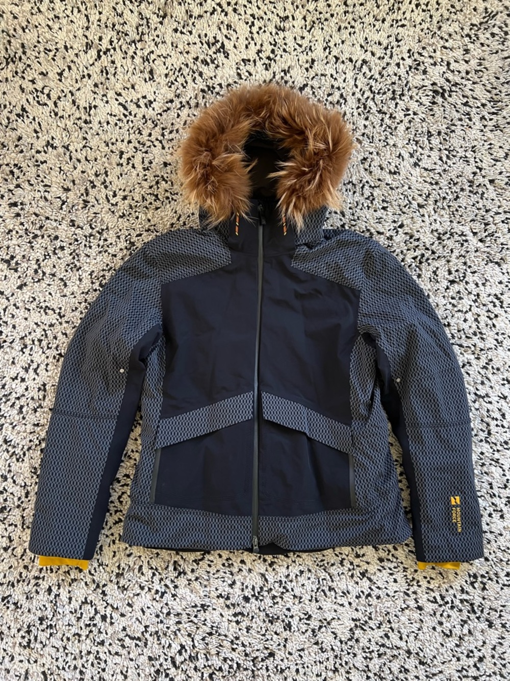 Mountain Force KTC Ski Jacket Swiss Technical Gear Finn Raccoon Fur Hood Grey 42